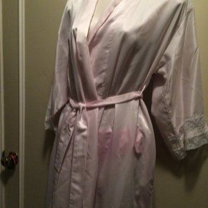 Christian Dior Silk/Satin robe pink M-L lingerie
